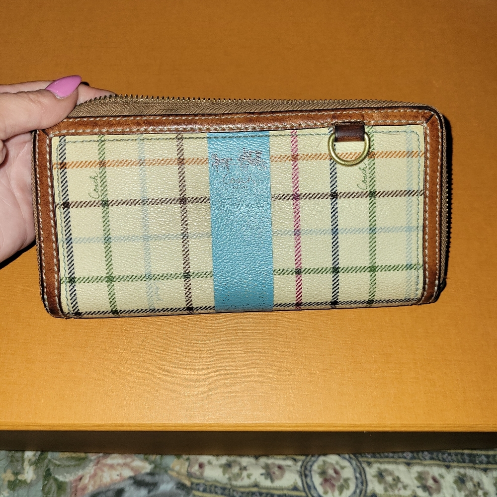 Coach wallet